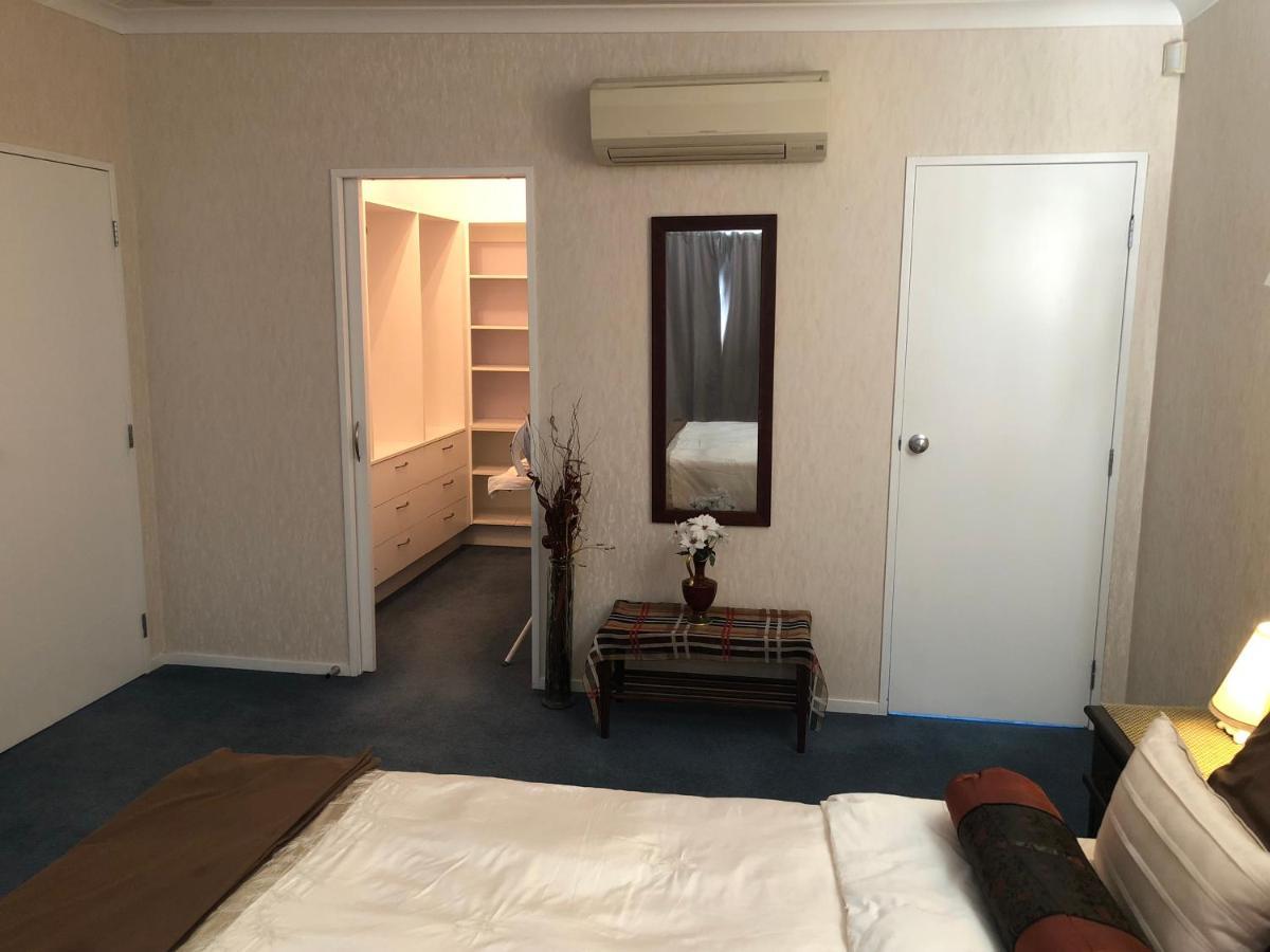 A Cozy Room With It'S Own Privacy 어퍼 허트 외부 사진