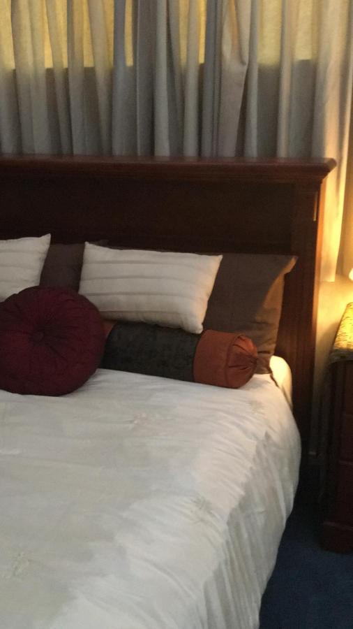 A Cozy Room With It'S Own Privacy 어퍼 허트 외부 사진
